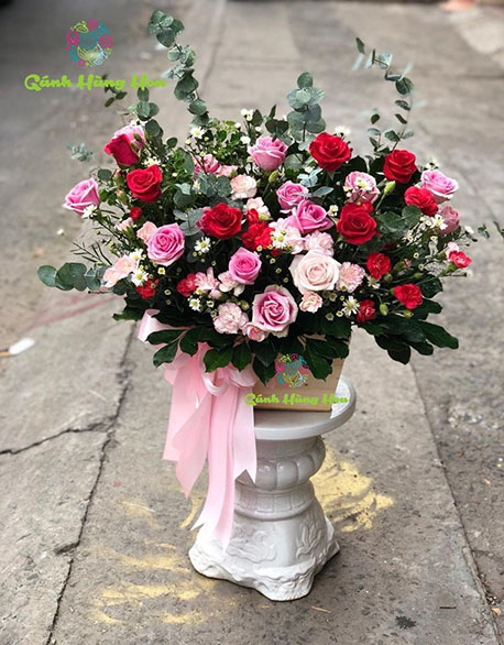 Các Mẫu Cắm Hoa Hồng Đẹp Trang Trí Cho Gia Đình - Ganhhanghoavn